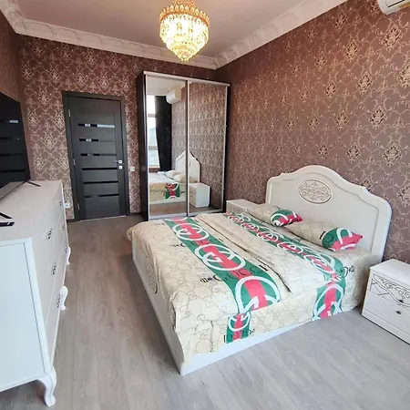 1 к марсель возле моря *
